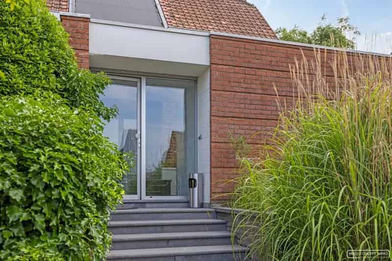 Huis te Koop Waregem: Wonen en Werken Gecombineerd