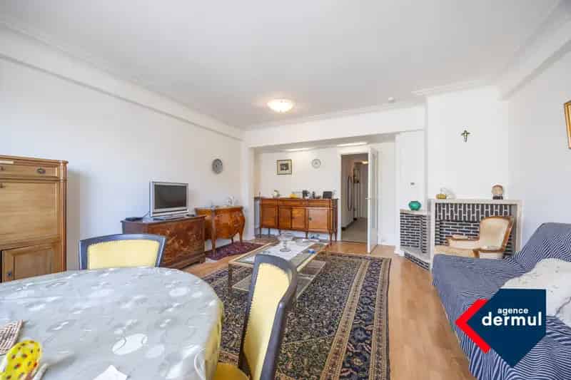 Appartement te huur: Renovatieproject nabij centrum en zee