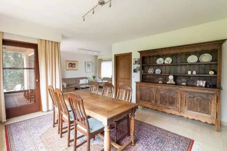 Vrijstaande woning te koop met 5 slaapkamers en dubbele garage