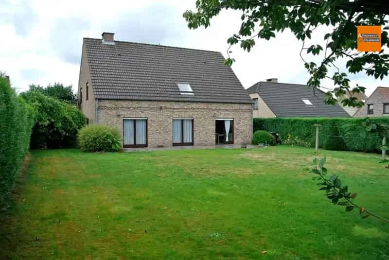 Ruime Villa 5 Slaapkamers Garage Grote Tuin