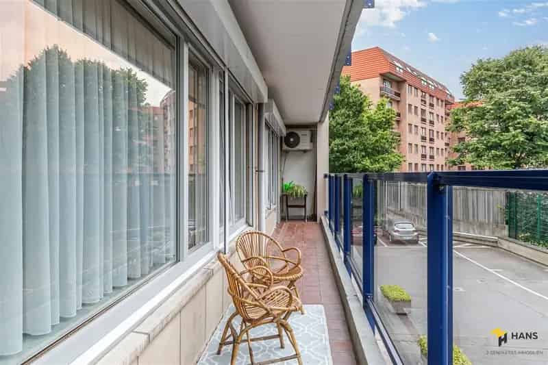Appartement te koop Berchem 3 slaapkamers terras autostaanplaats