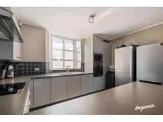 Huis te koop Kortrijk 4 slaapkamers 2 badkamers