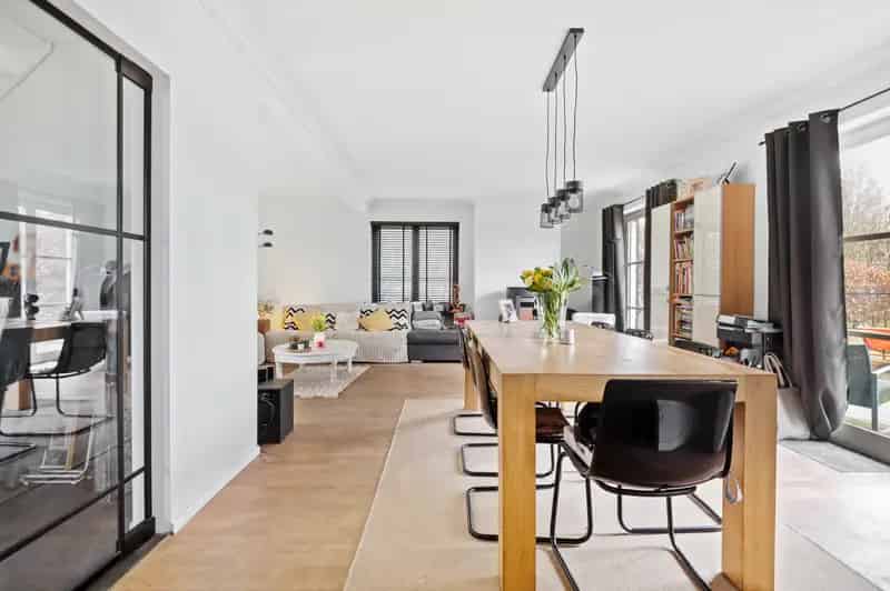Huis te koop Bloemenwijk 4 slaapkamers gerenoveerd