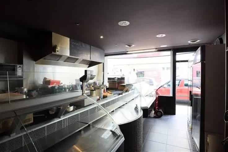 Huis Te Koop Gemengd Gebouw Horeca Geschikt