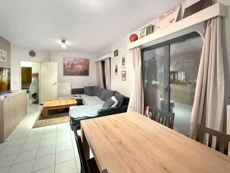 Appartement te Koop Neder Over Heembeek 2 Slaapkamers Terras
