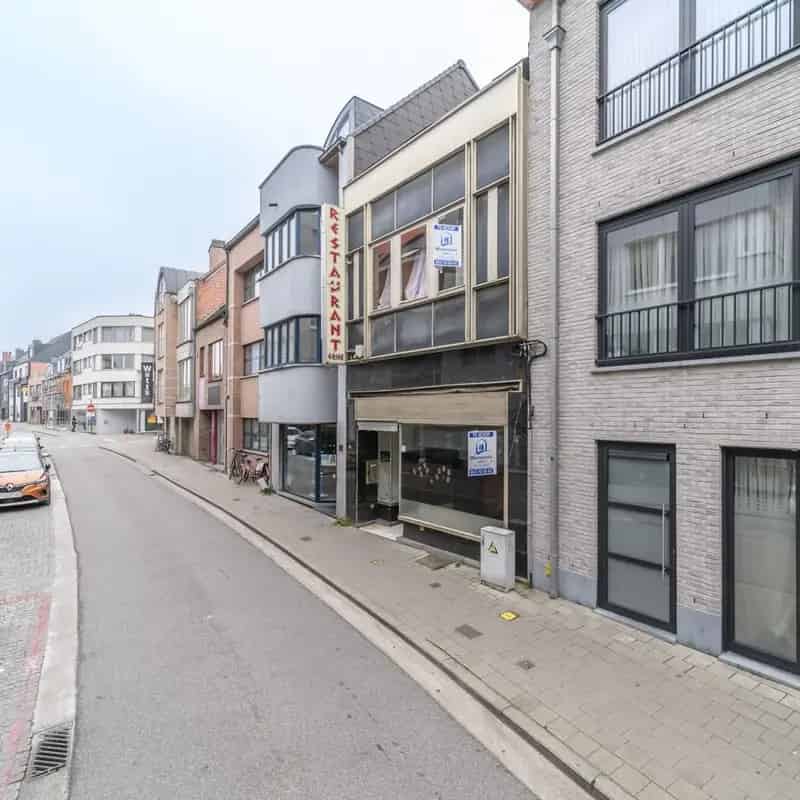 Te renoveren handelspand Aalst Centrum