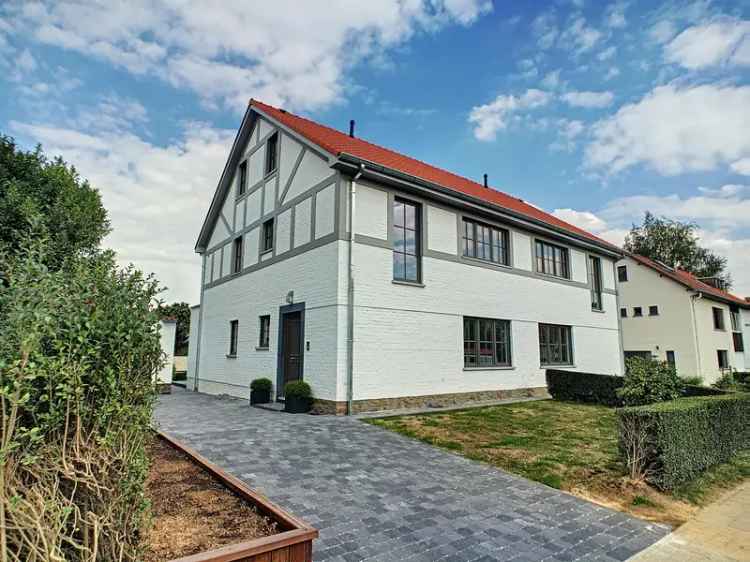 Huis te koop Anglo-Normandische stijl 180m² tuin Kraainem