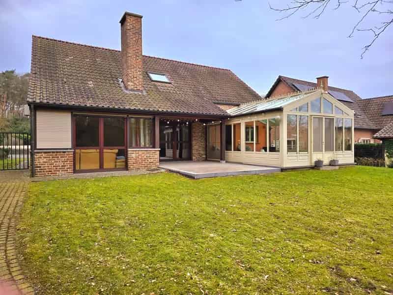 Ruime gezinswoning te huur Lummen 3 slaapkamers grote tuin