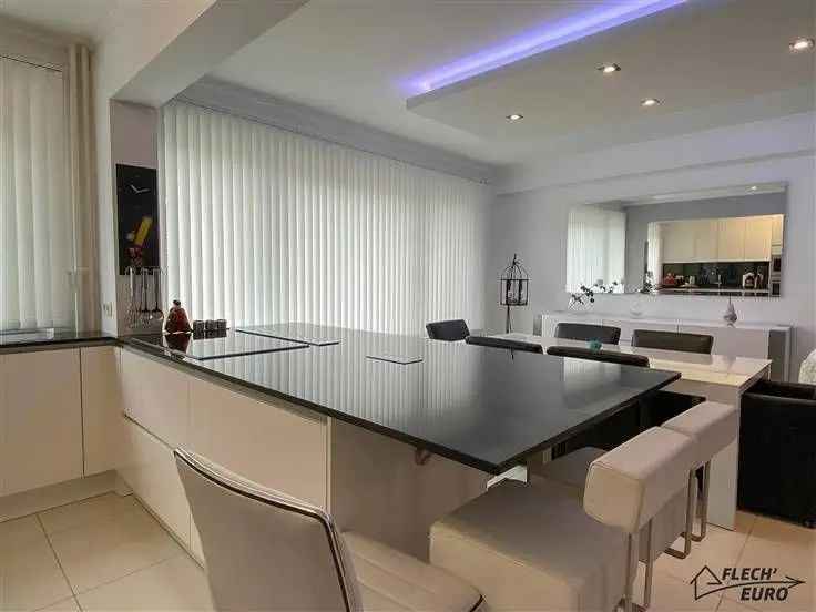 Appartement te Koop Verviers - Gerenoveerd 2 slaapkamers Garage Kelder