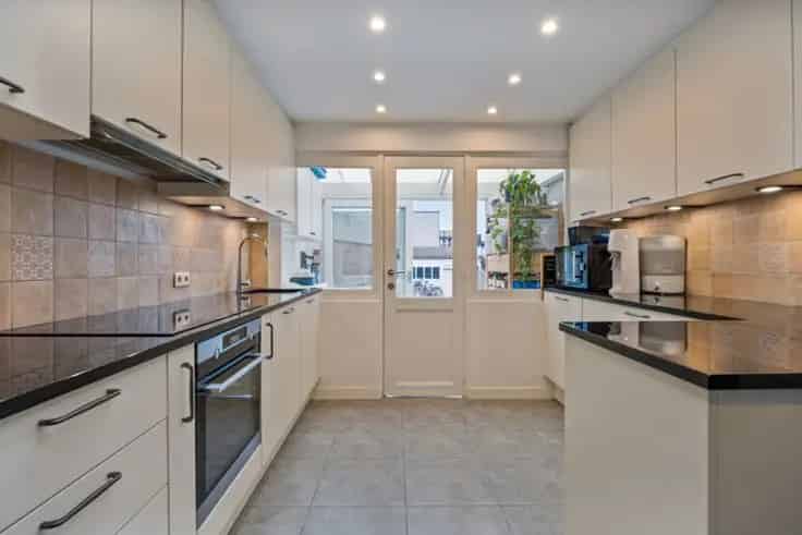 Huis Te Koop Mechelen: Charmante HOB met Tuin en 2 Parkeren