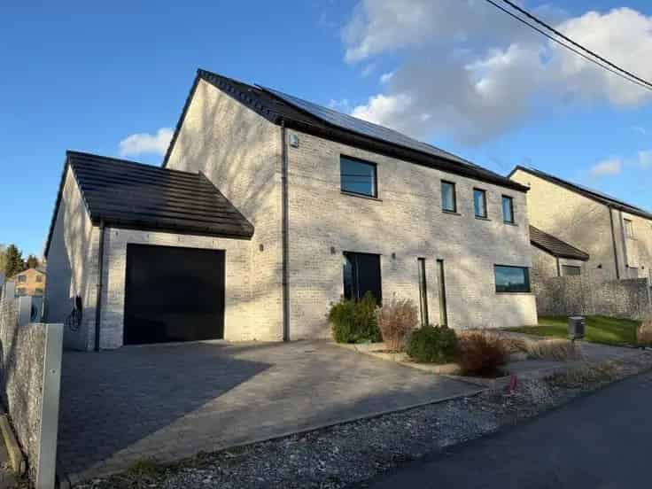 Moderne 4-Gevelwoning te Koop in Biesme