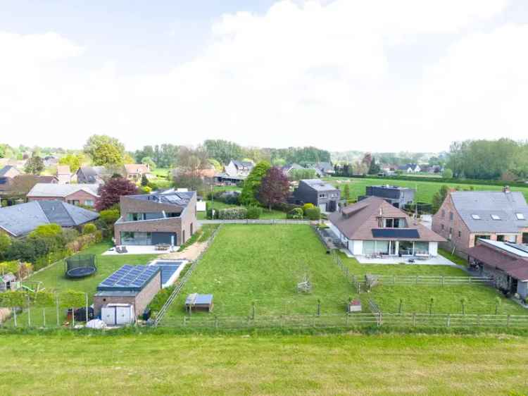 Bouwgrond Godveerdegem 1110m² Zuidwest Oriëntatie