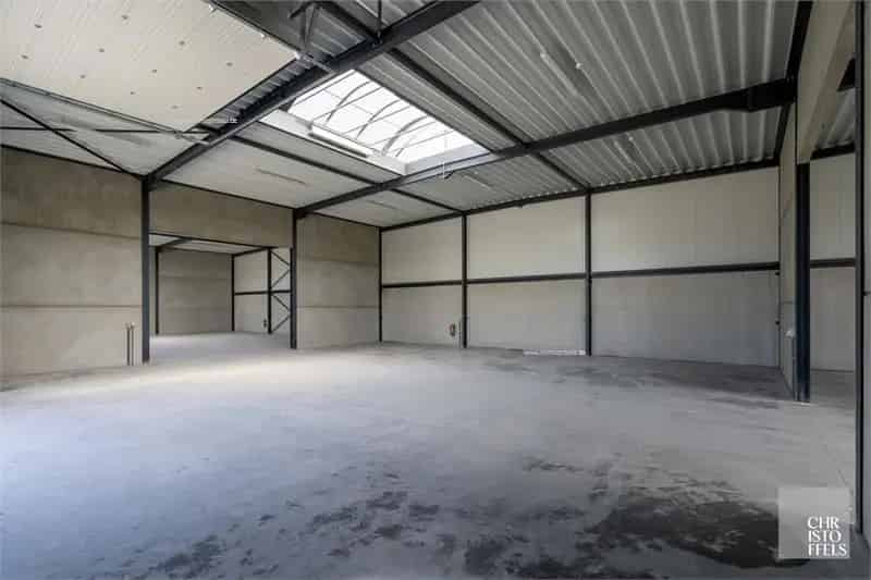 Nieuwbouw bedrijfsgebouw te huur in Dilsen-Stokkem