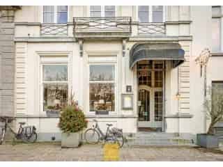 Handelsfonds Brugge - Diephuis met Restaurant en Woonst