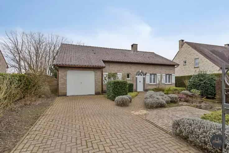 Vrijstaande woning te koop 217m² 23 are
