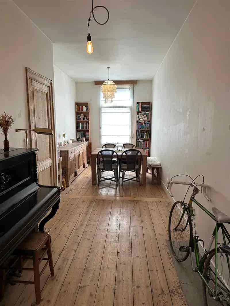 Huis te huur Berchem 4 slaapkamers tuin gerenoveerd
