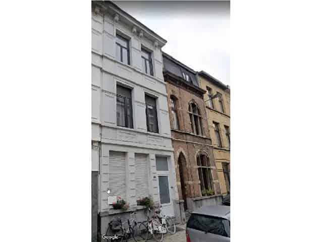 Eengezinswoning Cobdenstraat 1907 gerenoveerd 1997