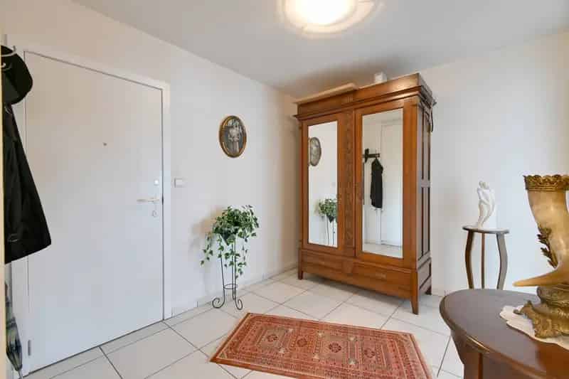 Appartement te koop Eeklo 2 slaapkamers garage