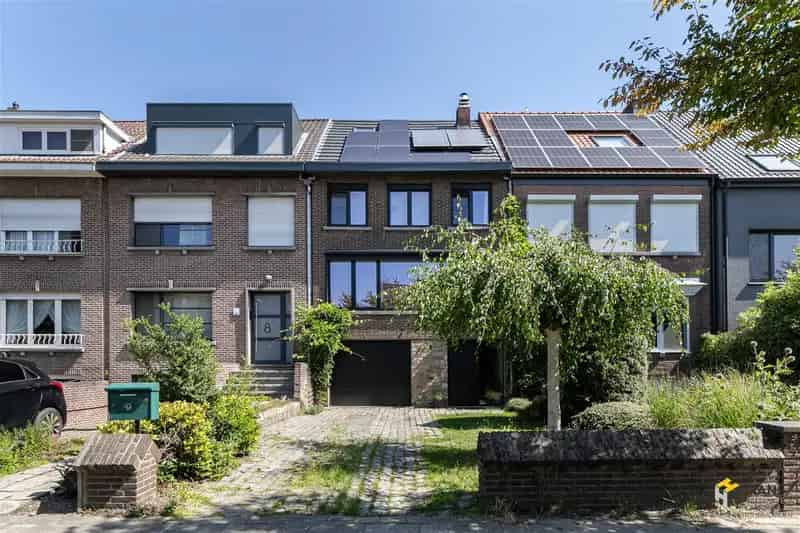 Huis te huur Schoten 4 slaapkamers 248m² tuin 387m²
