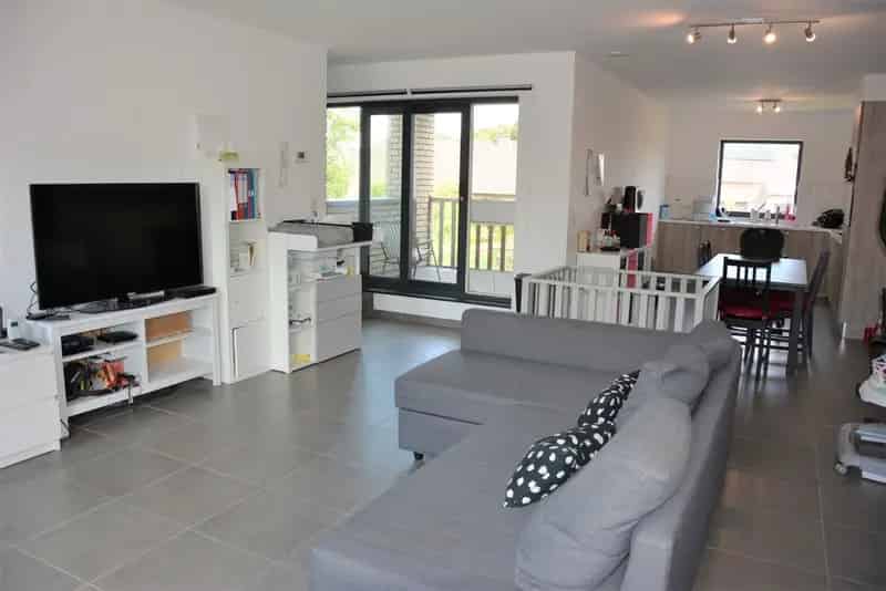 Woning met 3 Slaapkamers en Inpandige Garage
