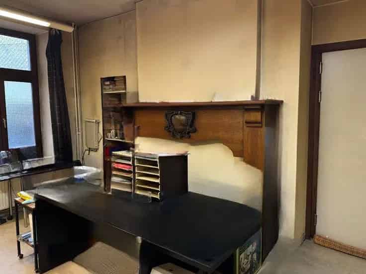Appartementsblok Te Koop: Imposant Gebouw Met Veel Mogelijkheden