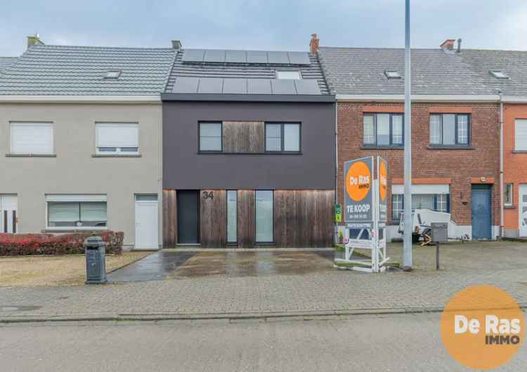 HERZELE- Perfect instapklare woning op uitstekende locatie