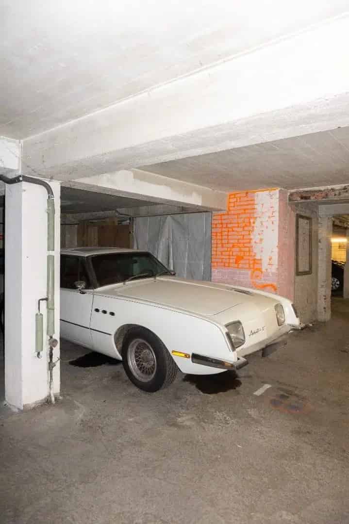 Te Koop: Staanplaats in Wijk met Weinig Parkeergelegenheid