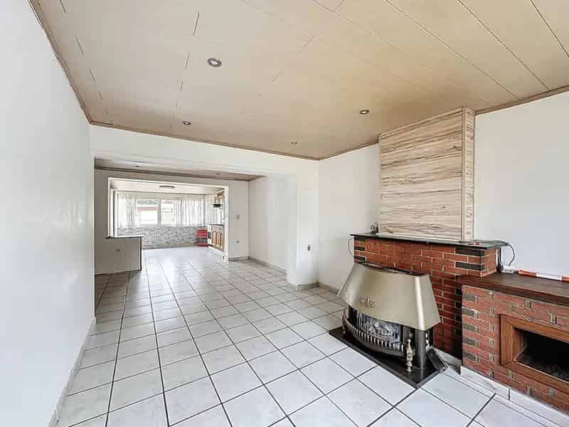 Gezellig Huis te Koop in Mol 4 Slaapkamers Groot Bijgebouw
