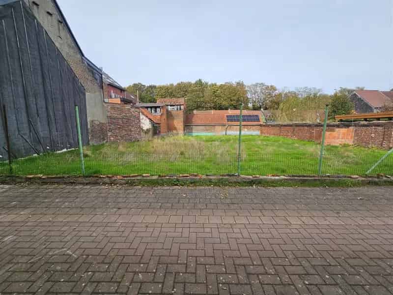 Bouwgrond te Koop Noeveren Boom