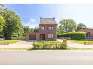 Huis te koop Olen - 4400m² grond - 3 slaapkamers - Grote tuin