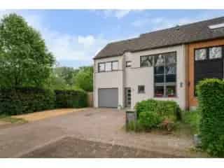 Huis te koop Brasschaat - Ruime gezinswoning met zwembad