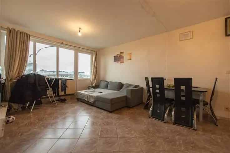 Appartement 3 slaapkamers nabij winkels en openbaar vervoer