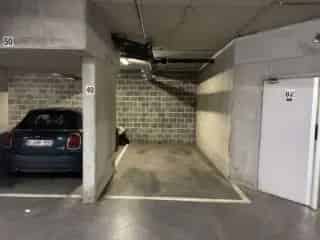 Parkeerplaats te Koop Evere Avenue Henry Dunant