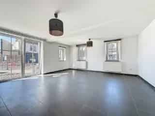 Gelijkvloers Appartement te Koop Beaufays 83m²