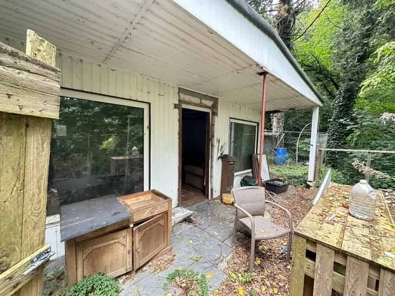 Te renoveren vakantiewoning Hoeselt Schabos