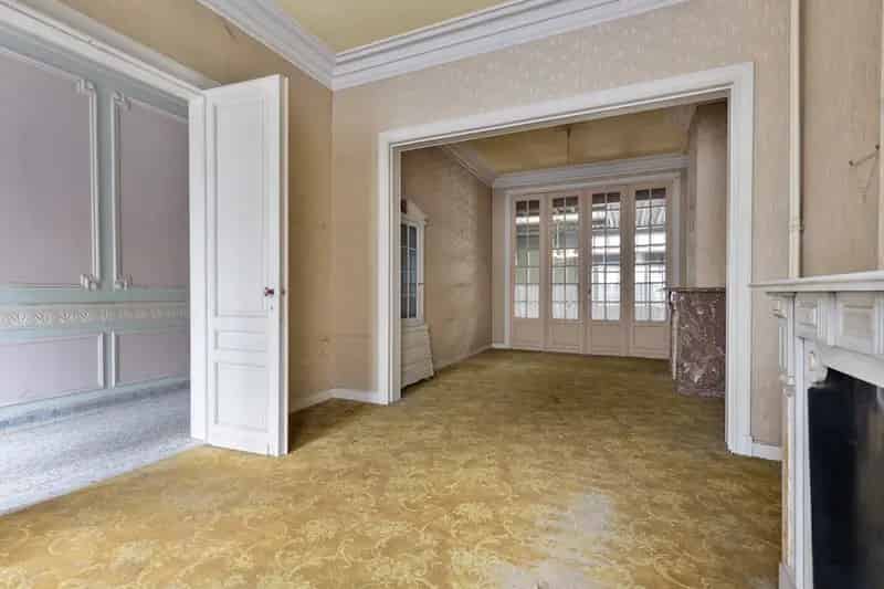 Authentieke Herenwoning te Koop Ieper
