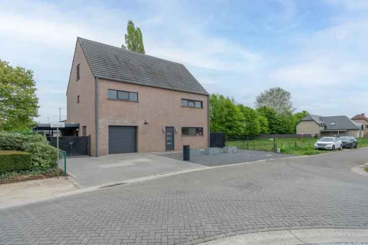 Huis te koop 5 slaapkamers 2 badkamers Rustige ligging