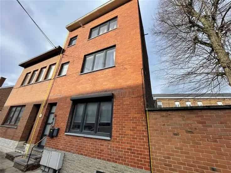Gerenoveerde Appartementen Gilly - Ideaal voor Investering