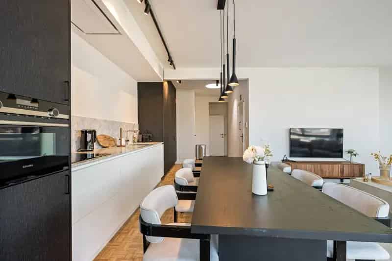 Lichtrijk Hoekappartement 104m² Antwerpen Zuid
