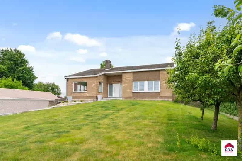 Huis te koop Ruime woning 375m² 4 slaapkamers