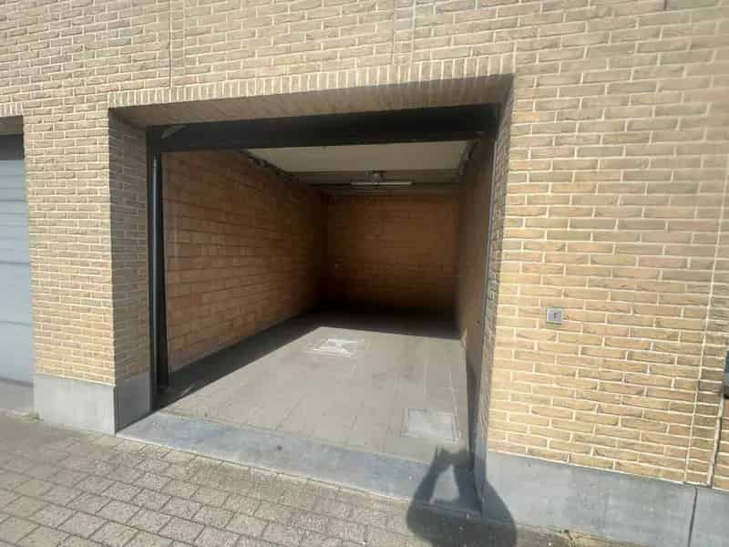 Garage te Koop in Centrum Lembeke