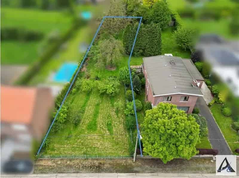 Bouwgrond te koop: Ruime kavel voor open bebouwing nabij Maastricht en Bilzen