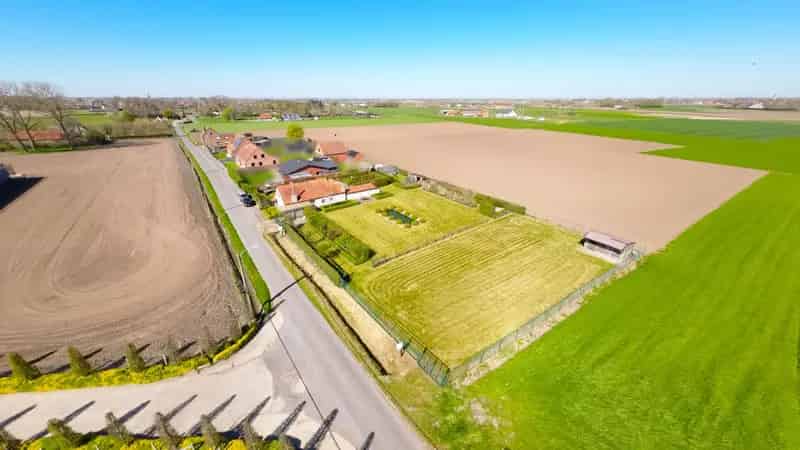 Landelijke woning te koop 3 slaapkamers grote tuin