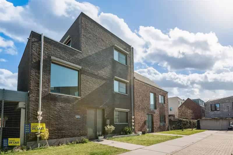 Halfopen woning te huur Antwerpen-Linkeroever