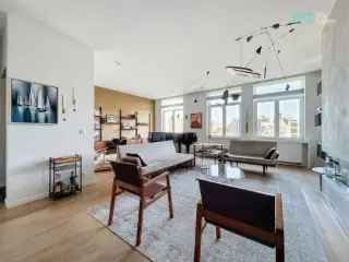 Duplex Appartement te Huur Etterbeek 198m2 Nabij Jubelpark