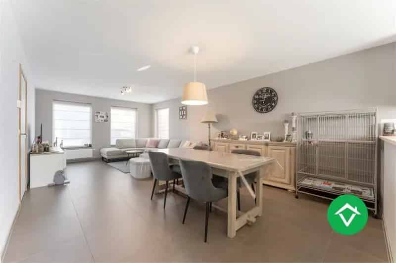 Moderne 4 Slaapkamers Woning Koekelare 2018 Garage Tuin