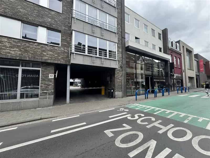 Overdekte Parkeerplaats te Huur Aalst