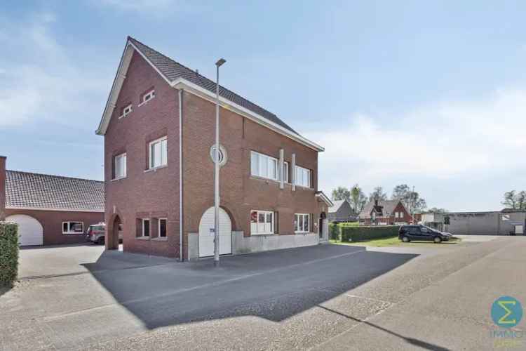 Ruime Vrijstaande Woning met 4 Slaapkamers en Hobbyruimte