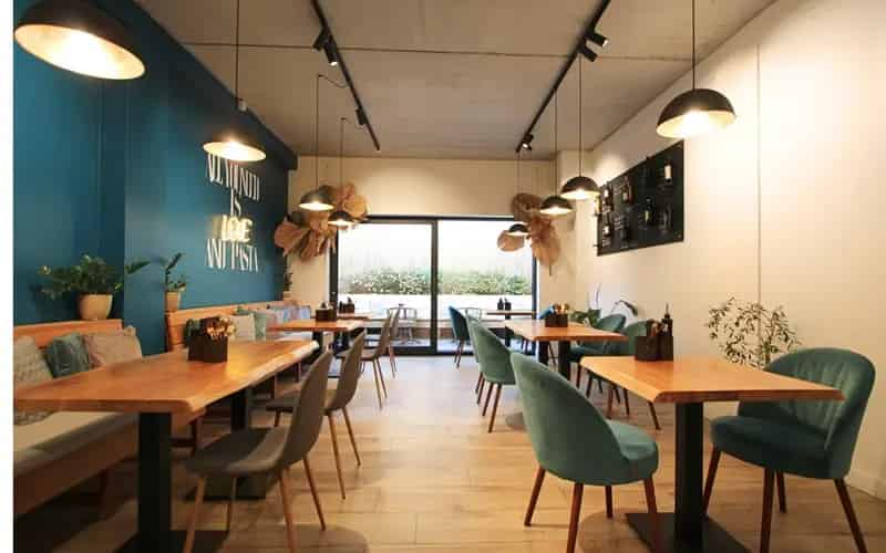 Instapklaar Restaurant te Koop Lippenslaan 17