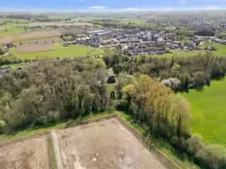 Grond Ath 5 Hectare Gemeenschapsvoorzieningen
